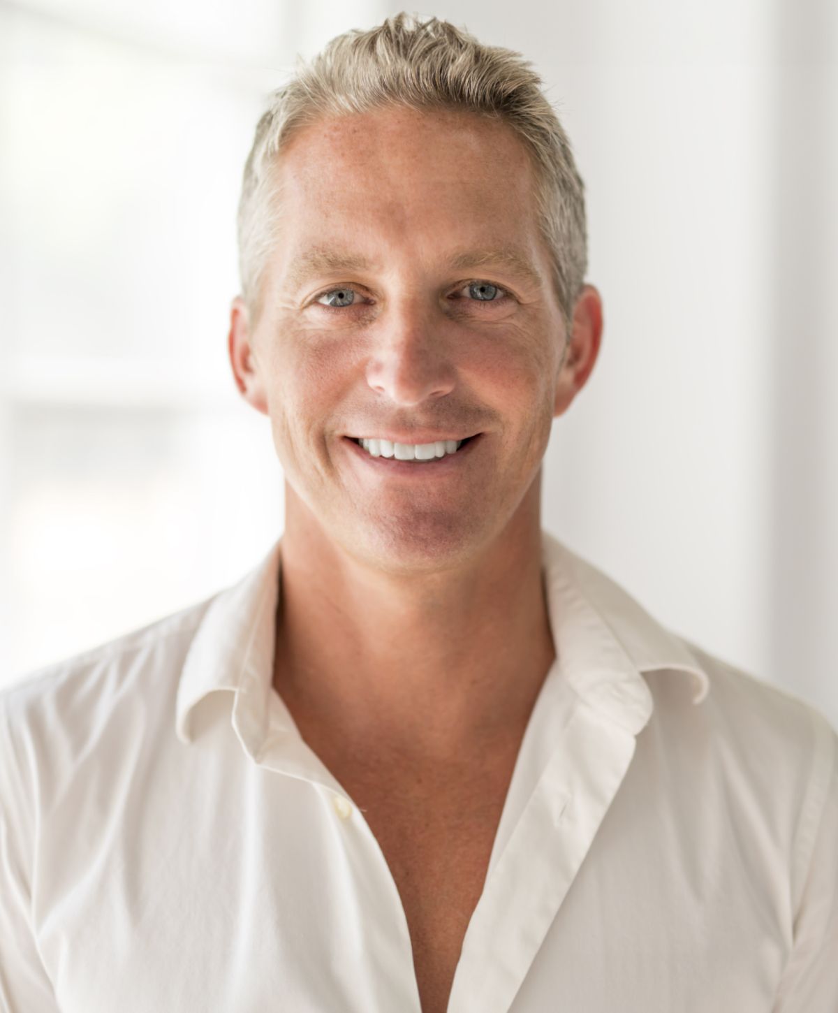 marina del rey zygomatic dental implants model with white hair