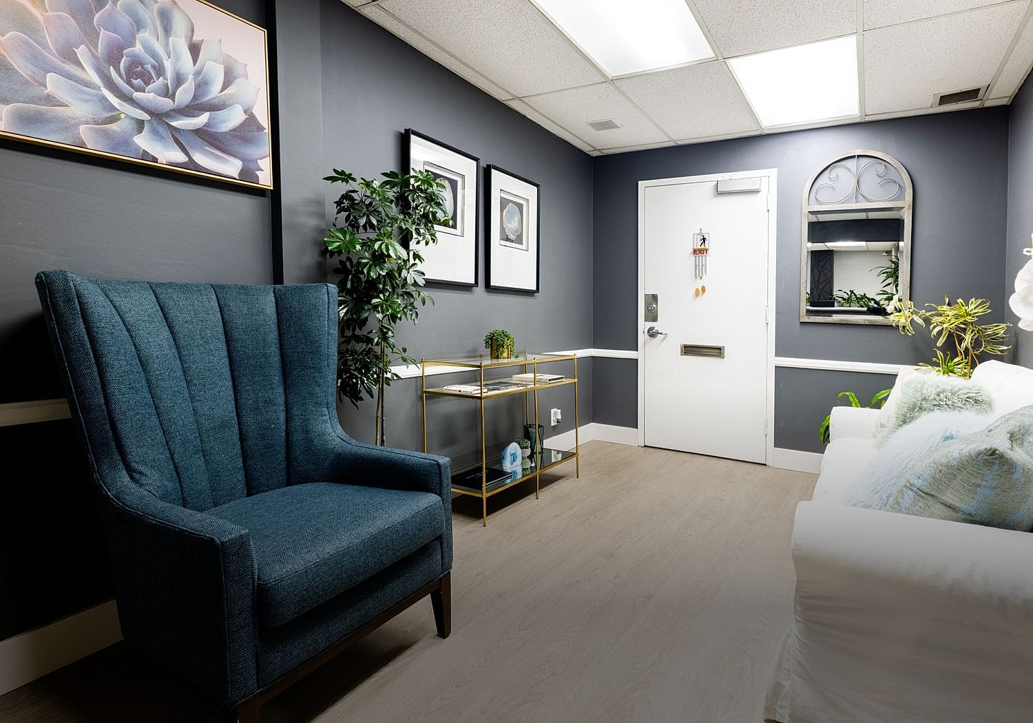 Yeo Family Dental waiting room in Marina Del Rey